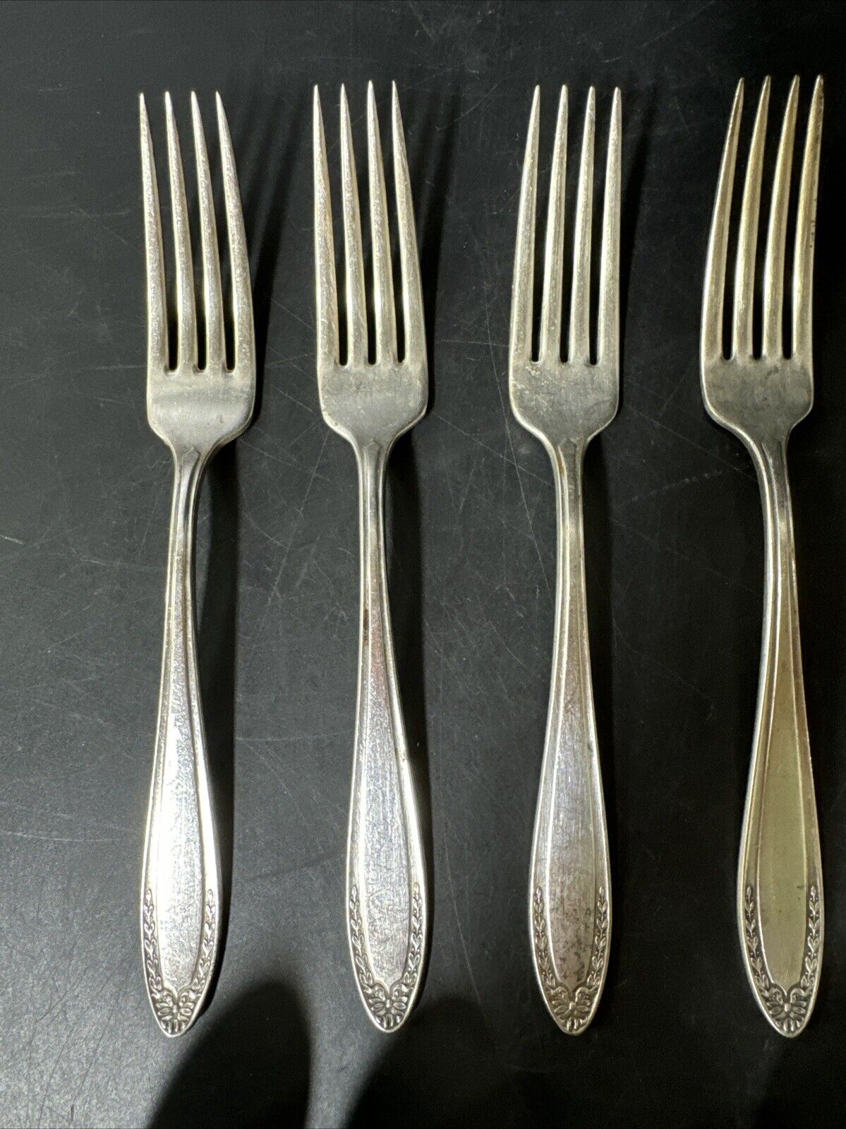 Oneida Community Par Plate Forks And Teaspoons/ Lot Of 14