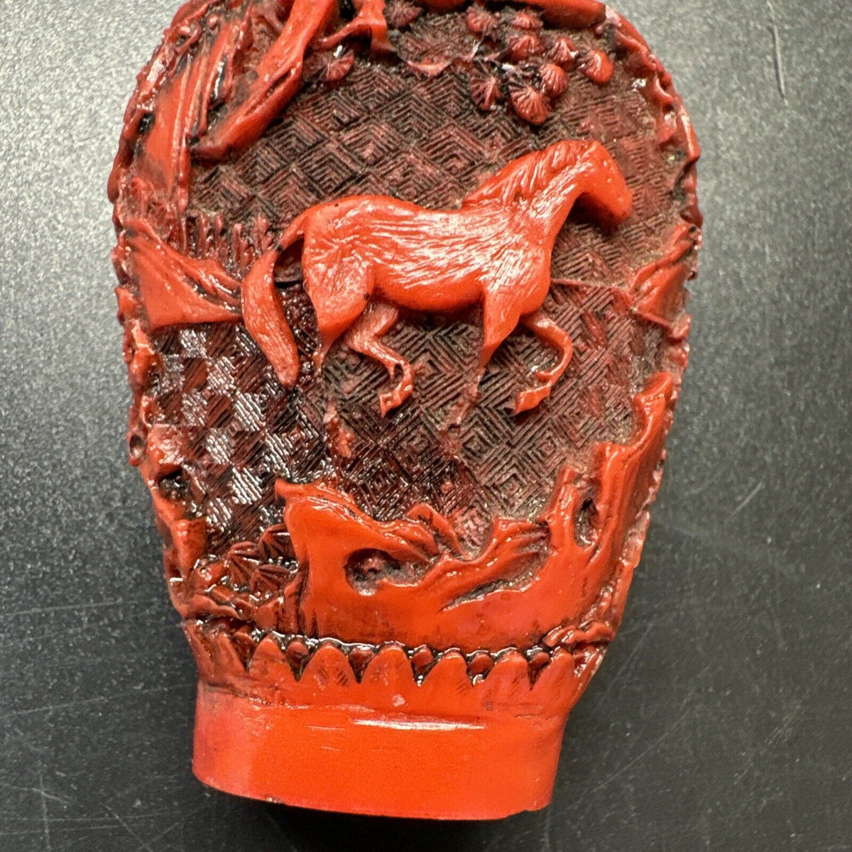 Antique Red Chinese Cinnabar Hand Carved Snuff Bottle Without Lid