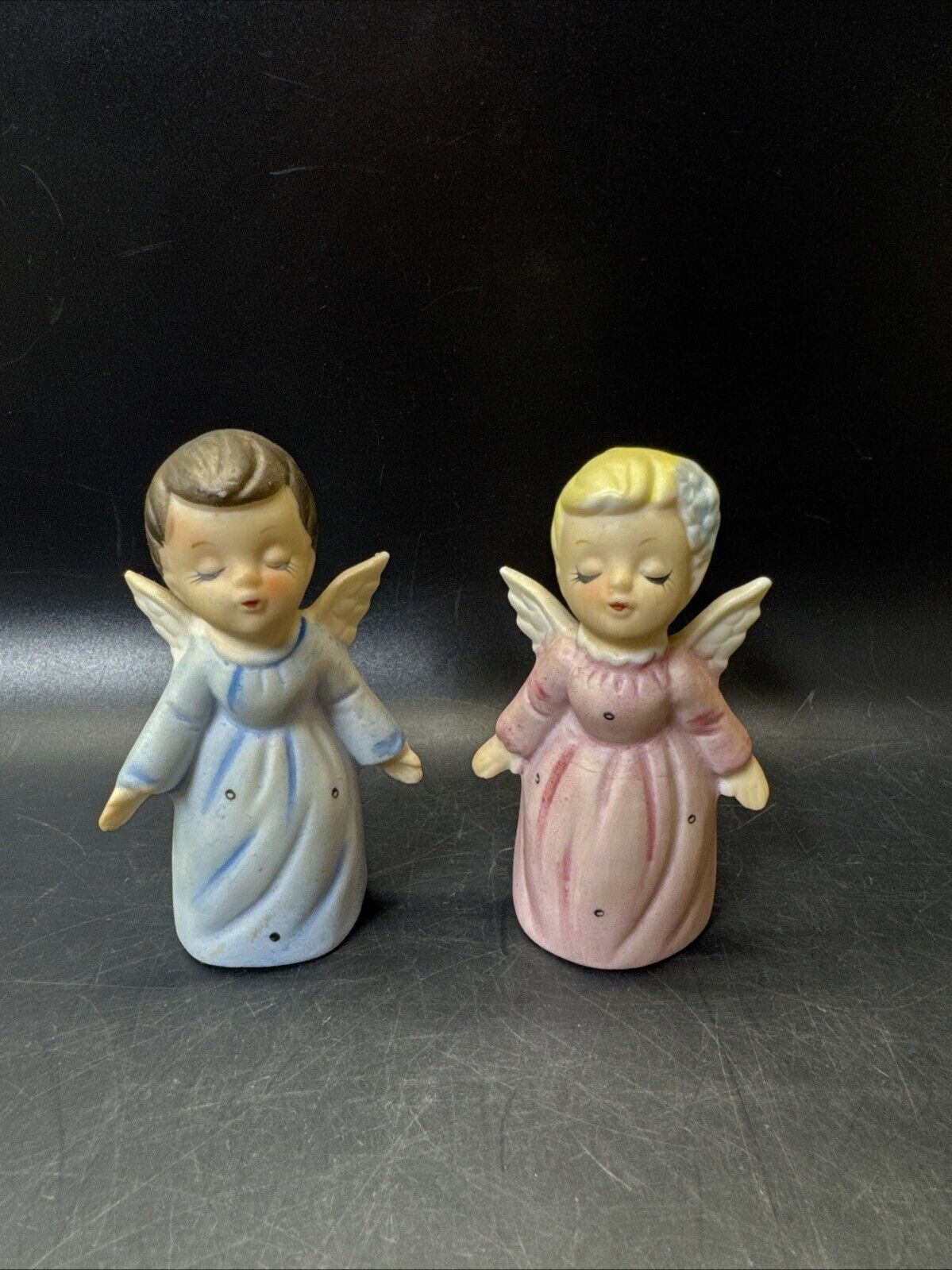 Cute Little Angels Boy and Girl Kissing/Made in Japan