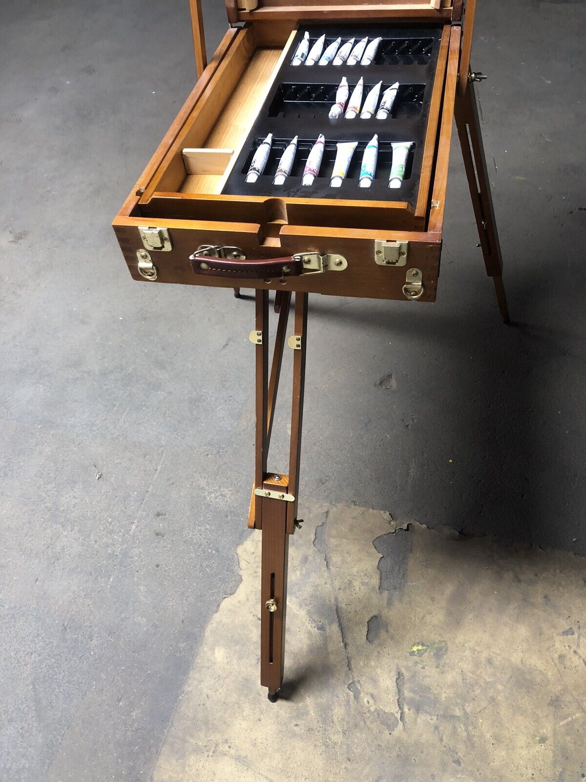 Portable Folding Easel with Wooden Storage