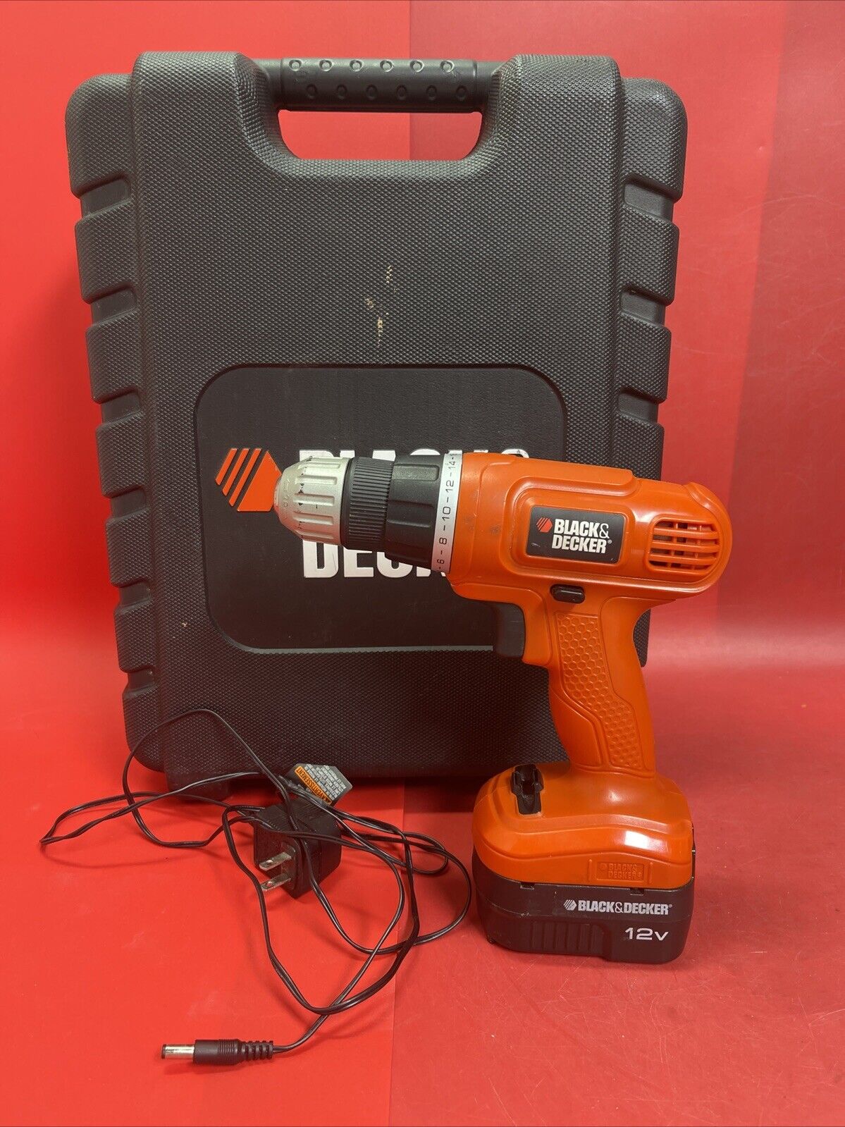 BLACK AND DECKER BCD702 3/8" 20V Max 20 Volt Cordless Drill Driver Set