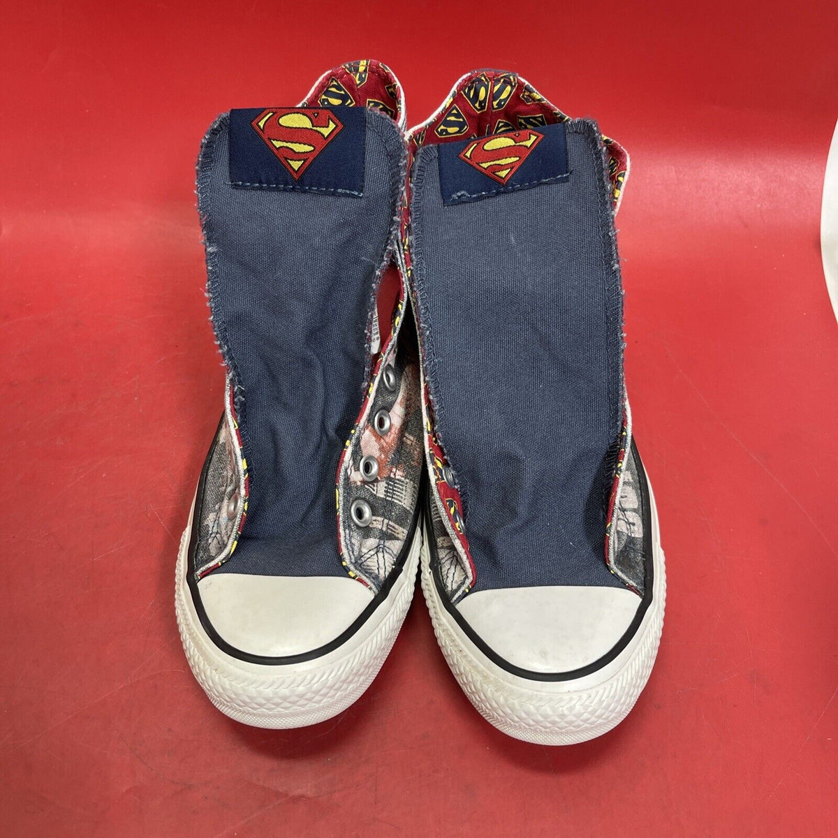 Converse Chuck Taylor All Star Superman DC Comics Hi Top Sneaker M8 W10 Unisex
