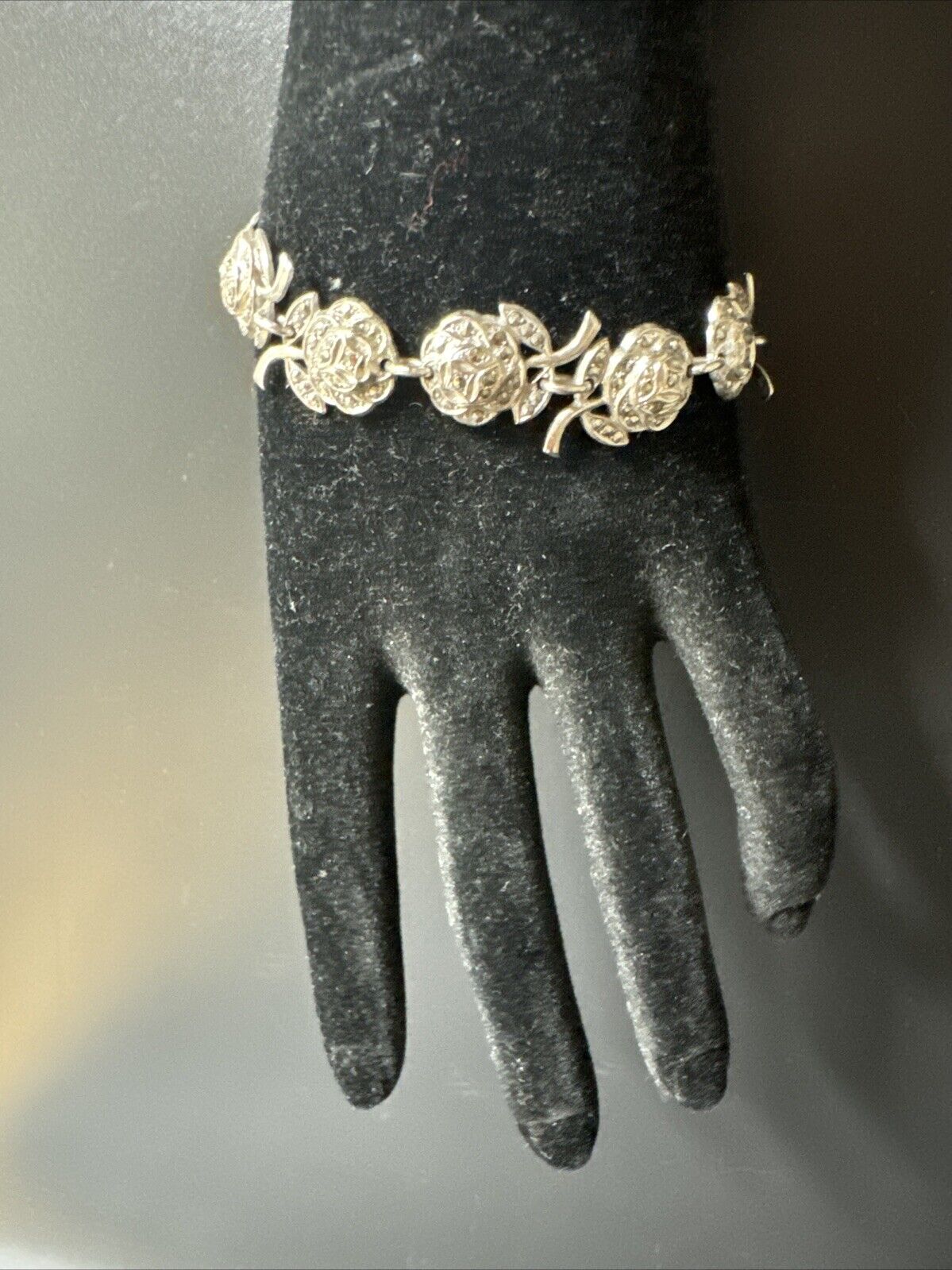 925 Sterling Silver Bracelet With Flowers, 21.4g