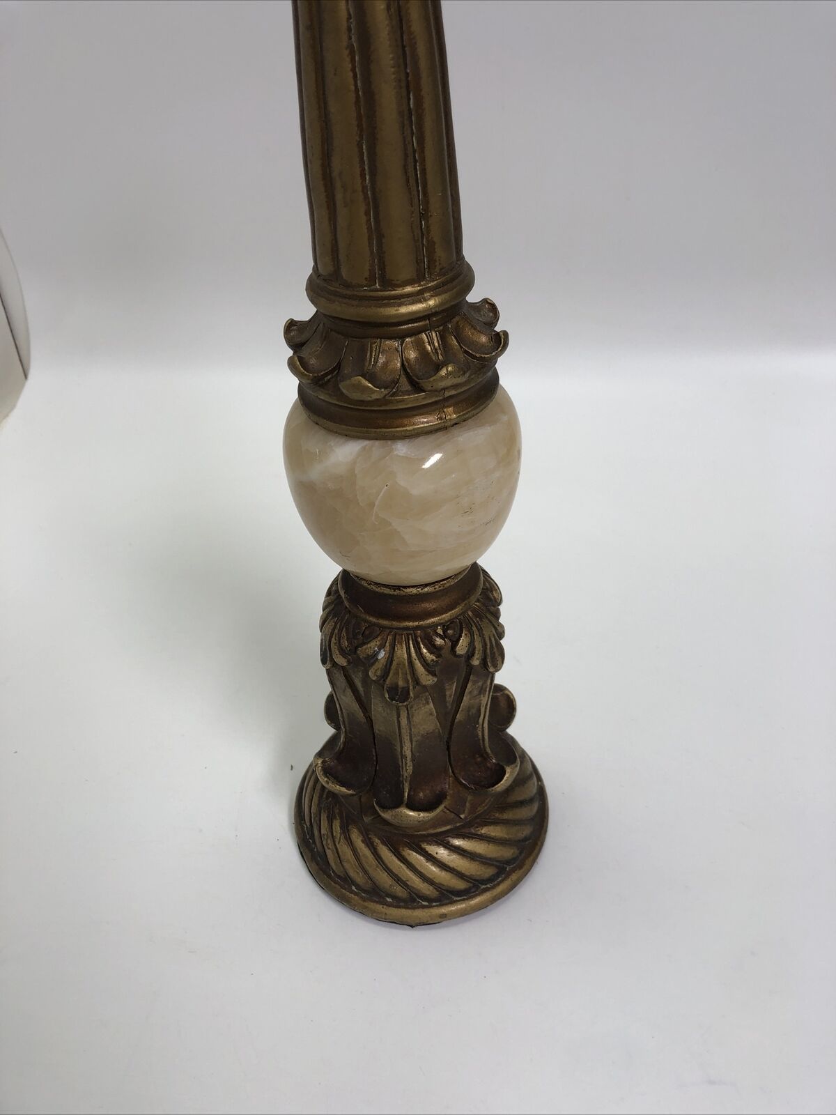 Pillar Candleholder Alabaster & Ornate Gold Gilt