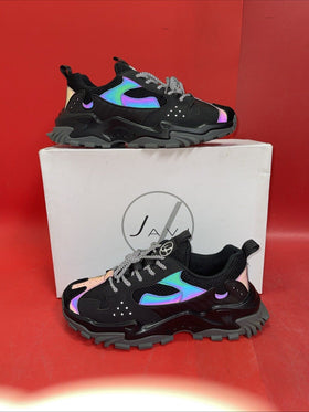 Men JAVI Burst  Sneaker Size 8.5