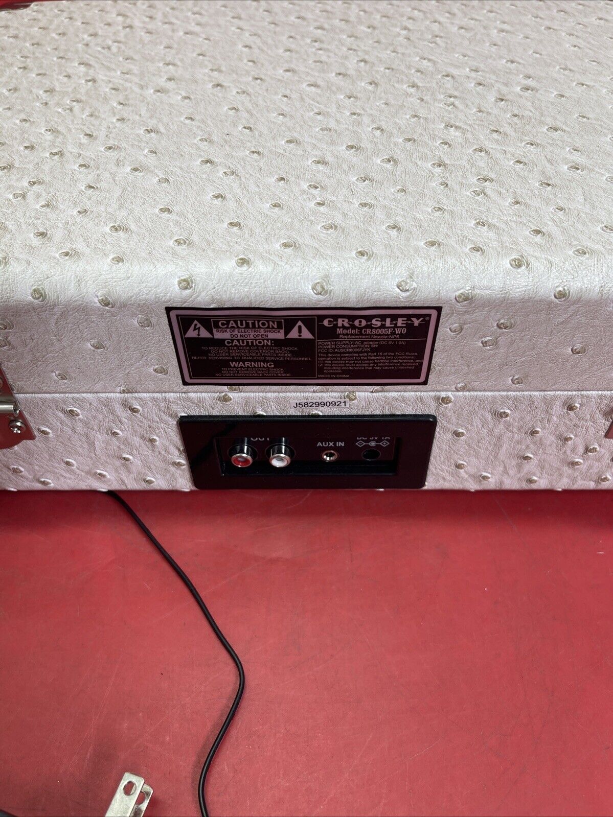 Crosley Cruiser Plus Portable Turntable Built Speakers Bluetooth WHITE OSTRICH