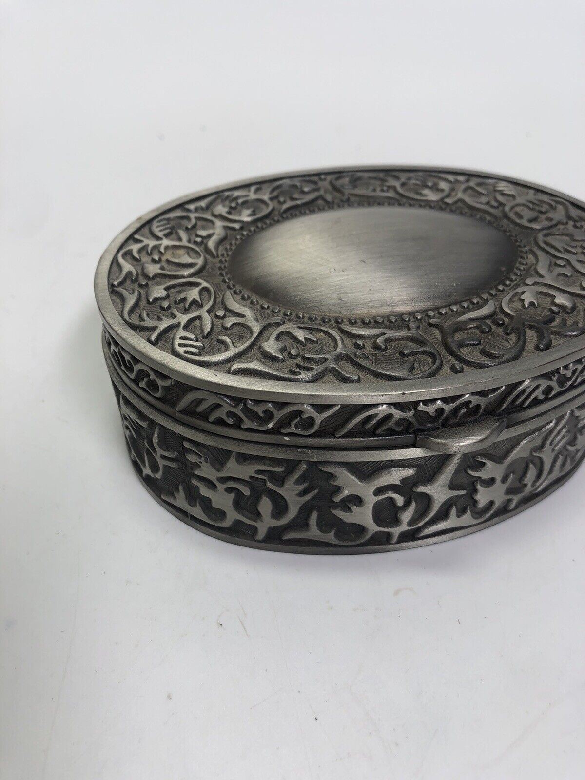 Vintage Silver Tone Acanthus Scroll Trinket Jewelry Box Dark Academia