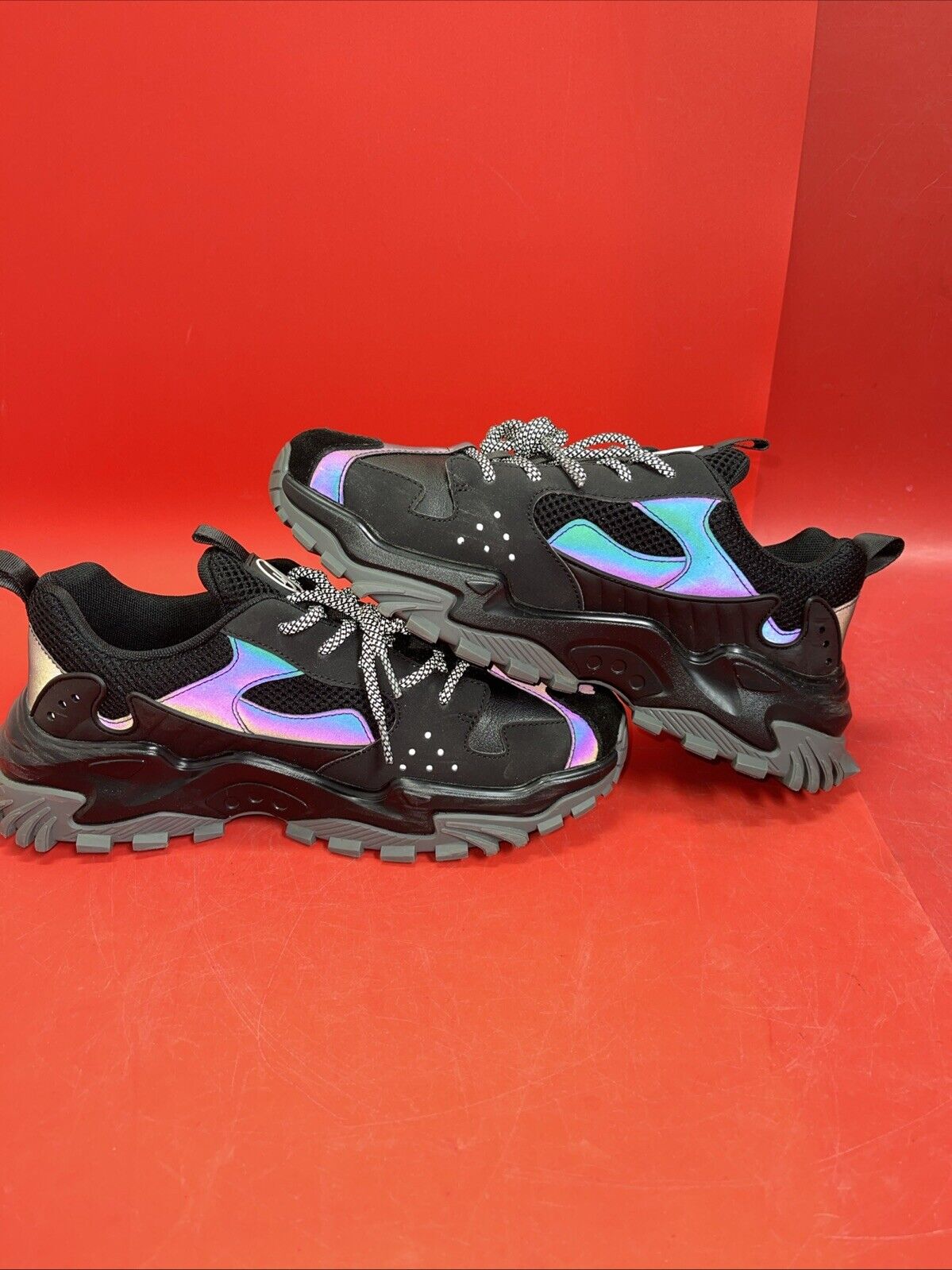 Men JAVI Burst  Sneaker Size 8.5