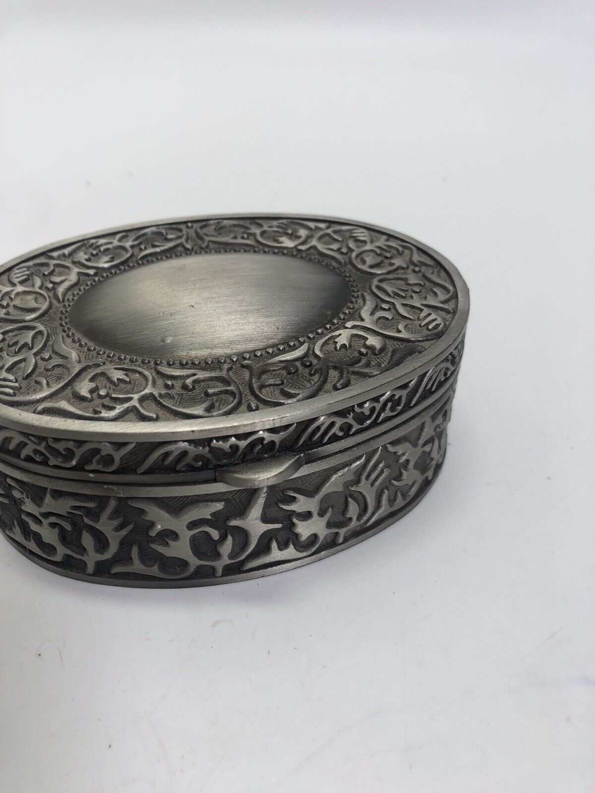 Vintage Silver Tone Acanthus Scroll Trinket Jewelry Box Dark Academia