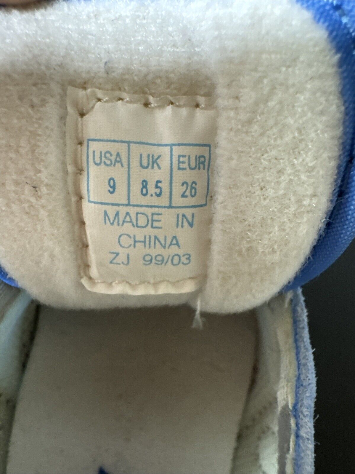 Saucony Jazz Sneaker For Child Light Blue, Size 9 (EUR 26)