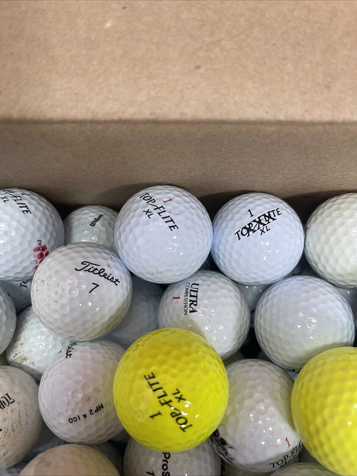 Mixed Lot Of 100 Assorted Golf Balls