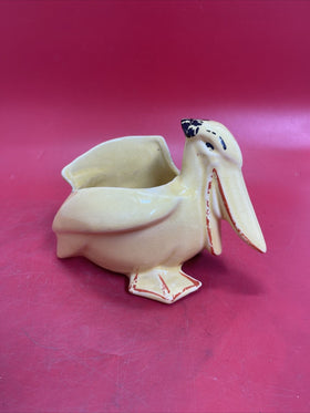 Vintage 1920s NELSON McCOY Cream/Yellow Pelican Ceramic Planter 5.25” T x 7.5” L