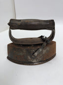 VINTAGE SAD IRON WITH COPPER BASE