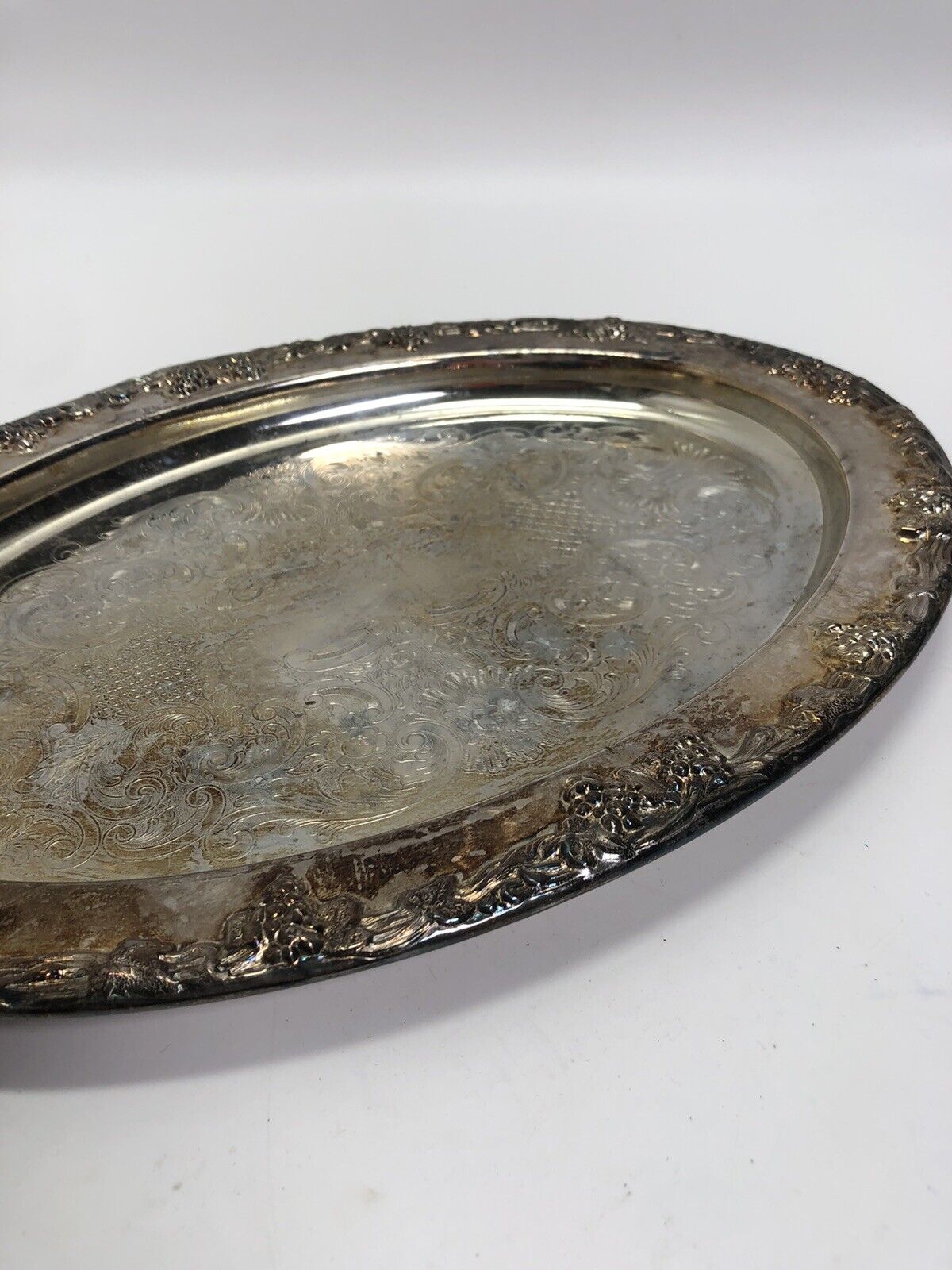 VTG Newport Gorham Silver Plated  oval 16"x11.5" Serving grape decor Tray 