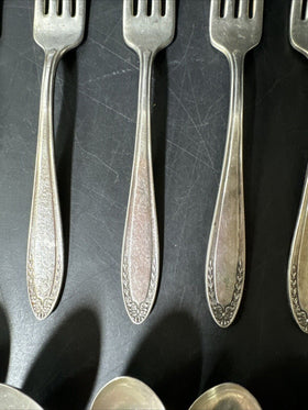 Oneida Community Par Plate Forks And Teaspoons/ Lot Of 14
