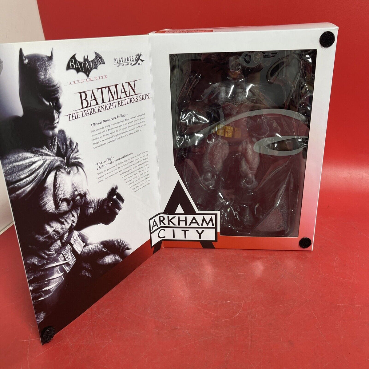 Play Arts Kai Action Figure No.4 BATMAN Arkham City Dark Knight Returns Skin