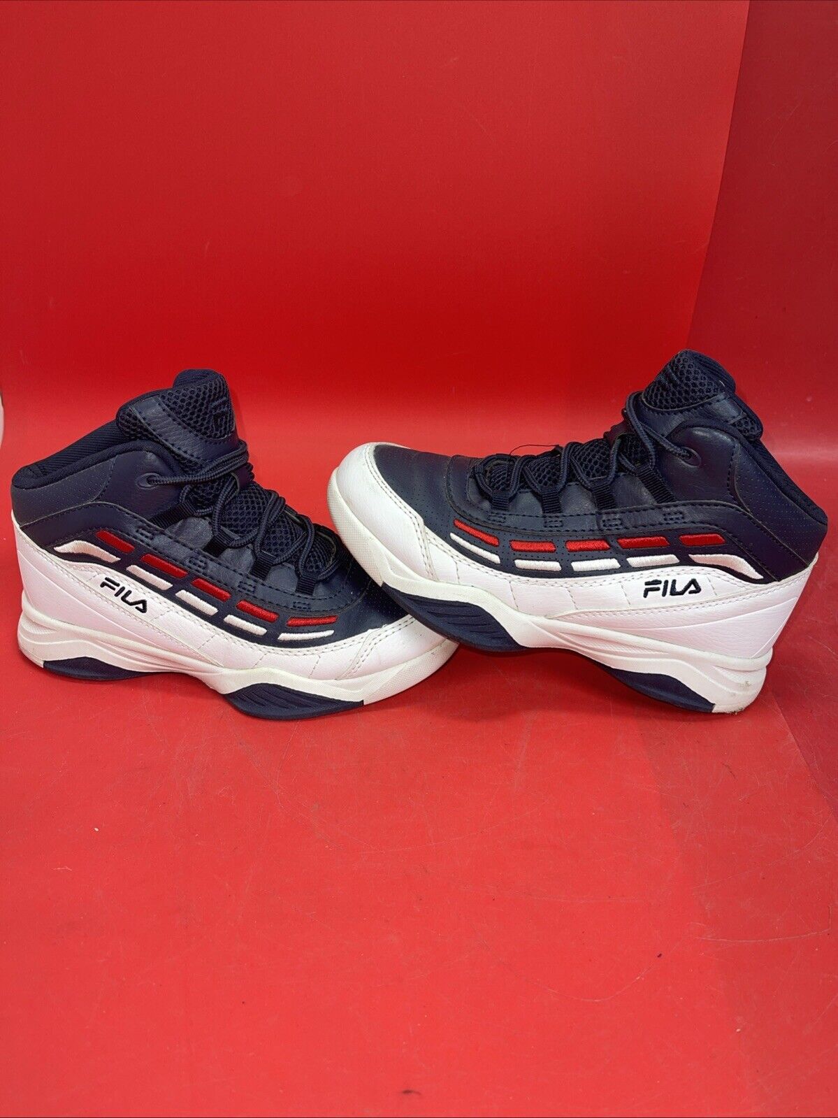 Boys Fila 3BW00140-125 Red/White/Blue Youth Running Shoes! Size 5.5