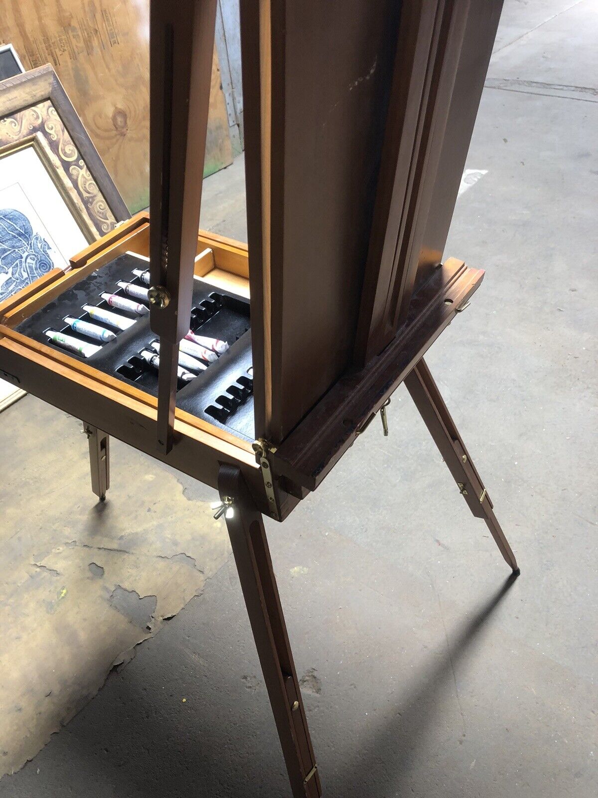 Portable Folding Easel with Wooden Storage