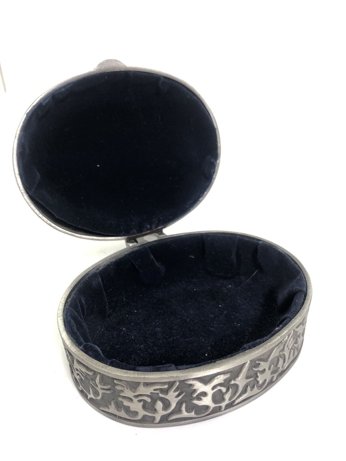 Vintage Silver Tone Acanthus Scroll Trinket Jewelry Box Dark Academia