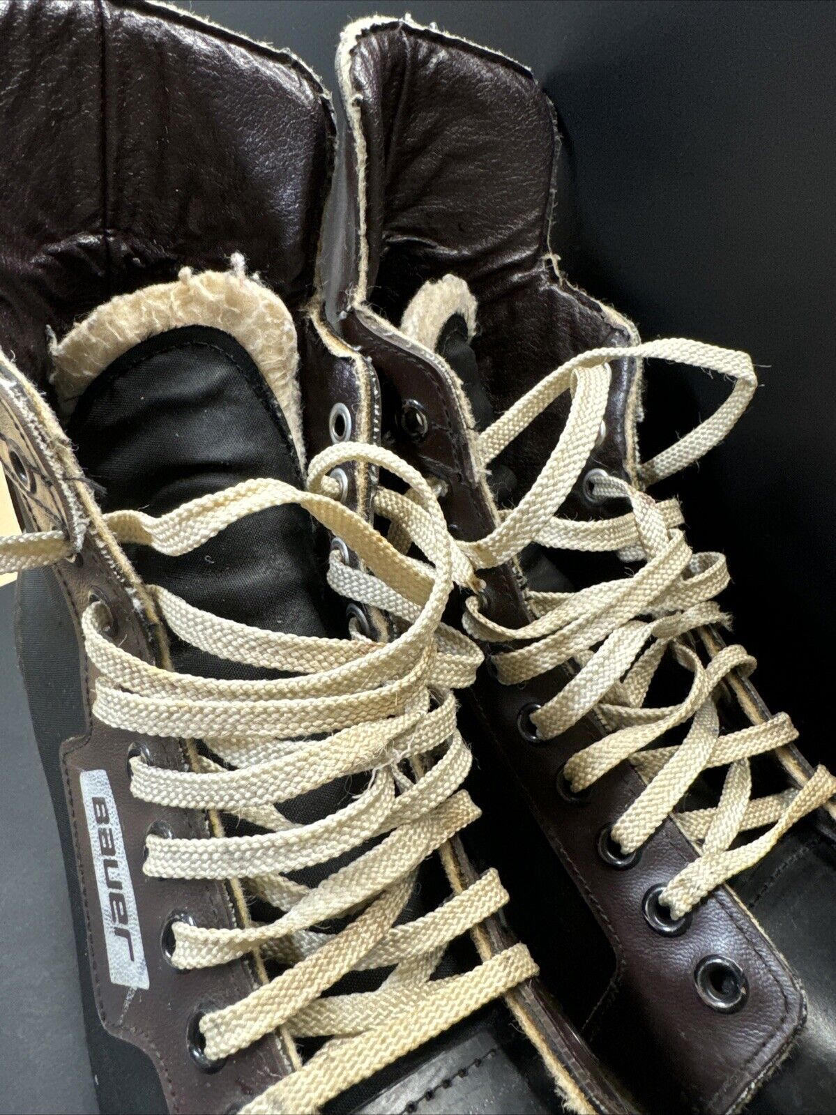 VINTAGE BAUER NYLON SUPREME 92 HOCKEY SKATES SZ 8