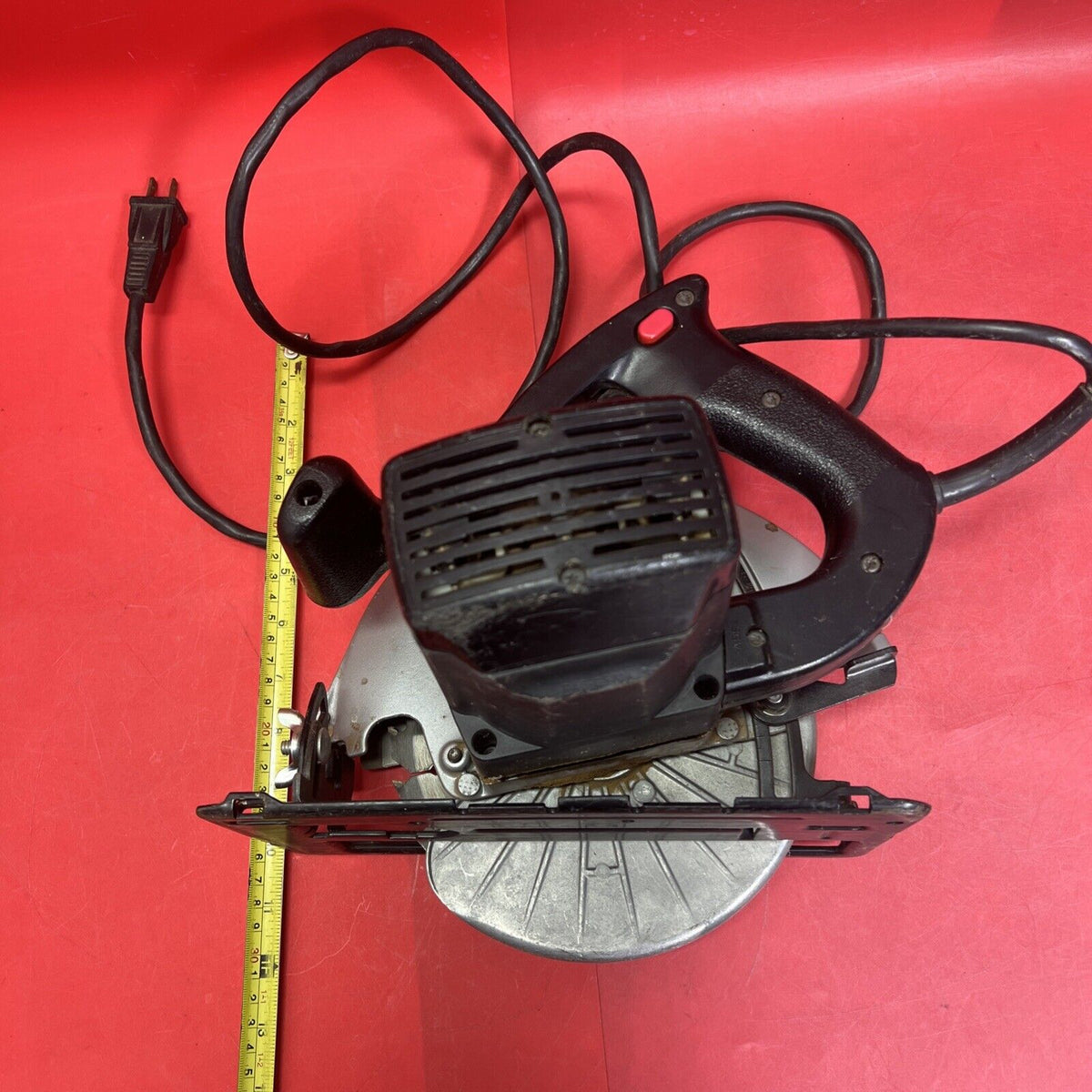 Skilsaw 7-1/4” Circular Sa w - Model 5150 120V 2-1/8