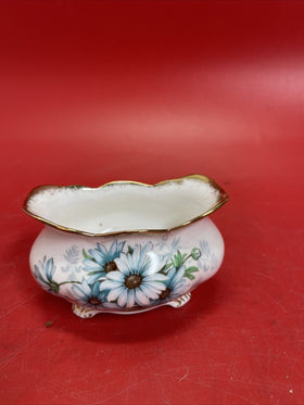 Vintage Royal Albert Cream & Open Sugar Set 2