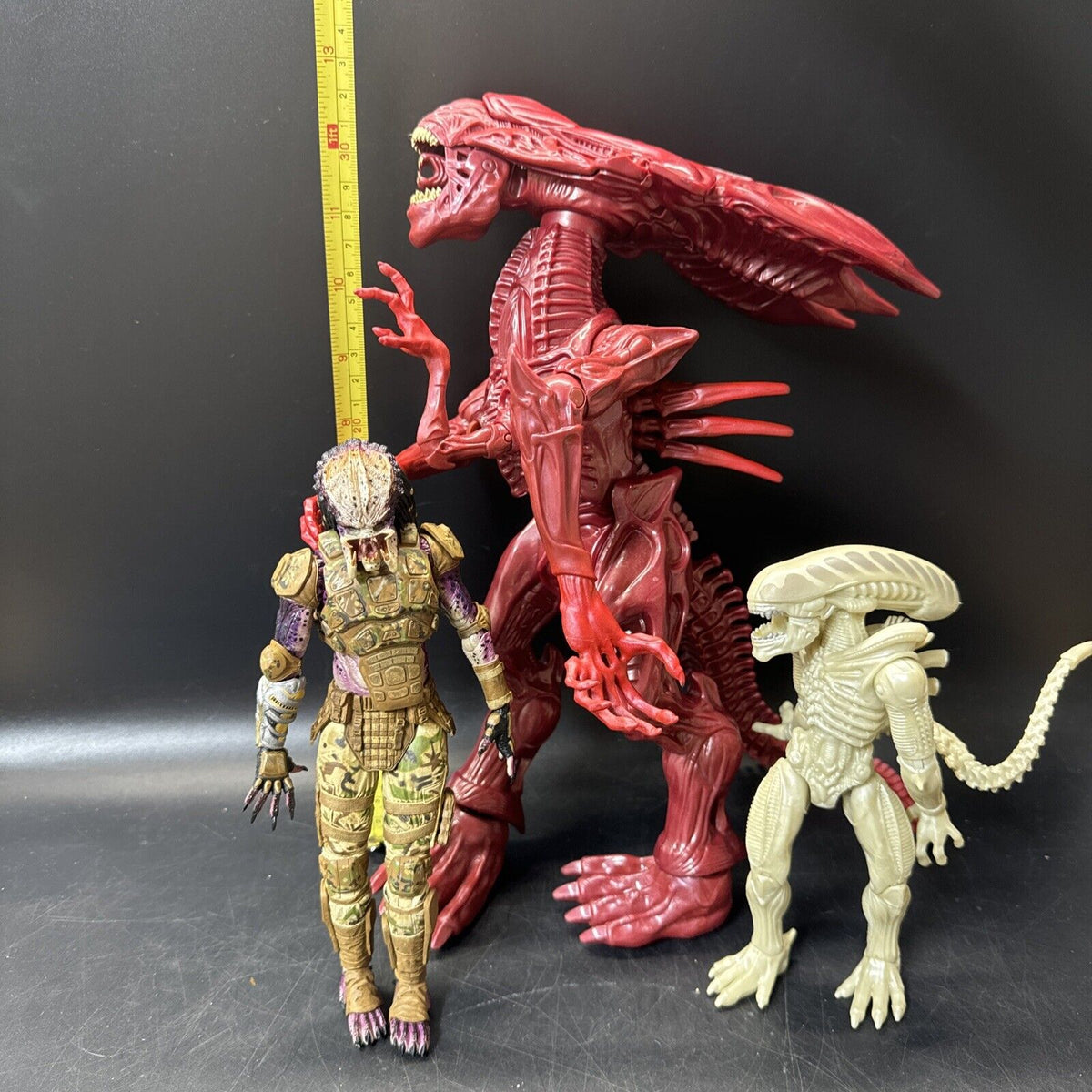 Lot Of 3 Alien Collection Predator Xenomorph Action Figures, #6