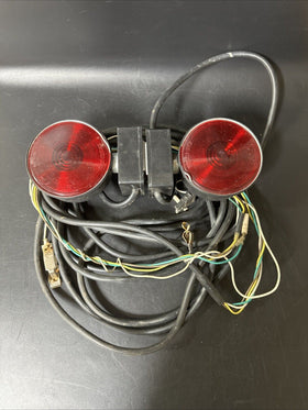 VINTAGE Towing Trailer Tail Stop Light 01-198 SAE-IST-85 Pair Magnet Mounted