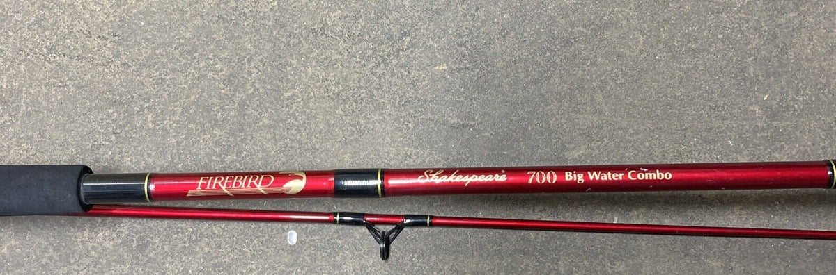 Shakespeare Firebird 700 Big Fire Combo Fishing Pole BWS 7’-6” 10-20 Lb Line