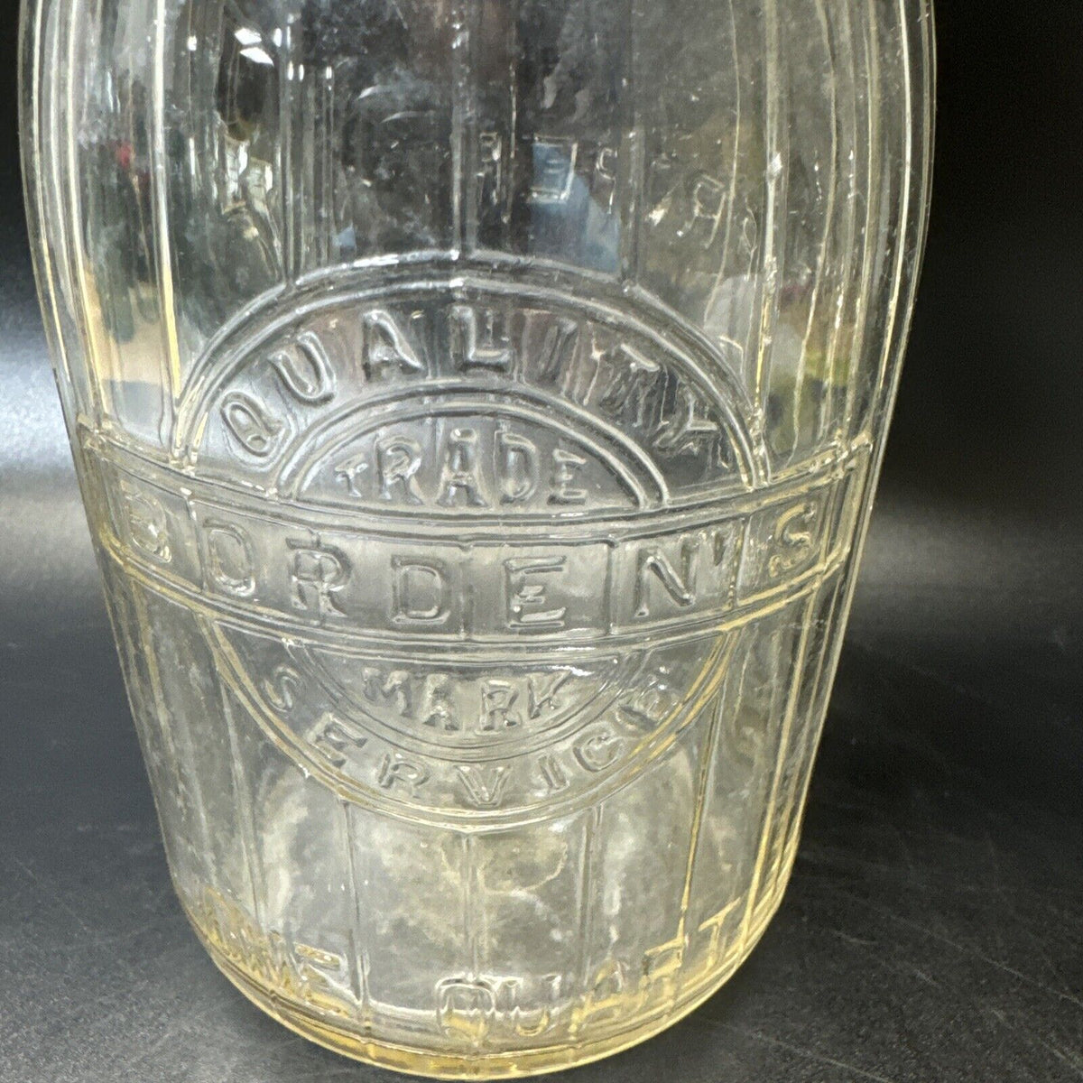 Antique Property Of Borden's Farm Products Coinc. Bottle One Quart