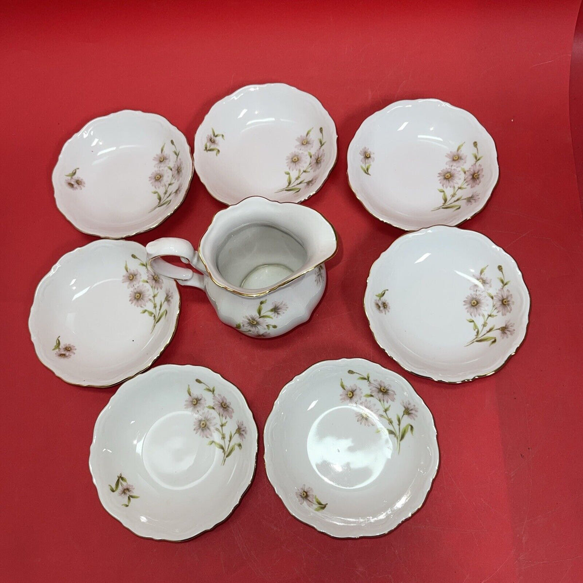 Mitterteich Daisy Bell 5" Dessert Bowls Lot 7 & 1 Creamer