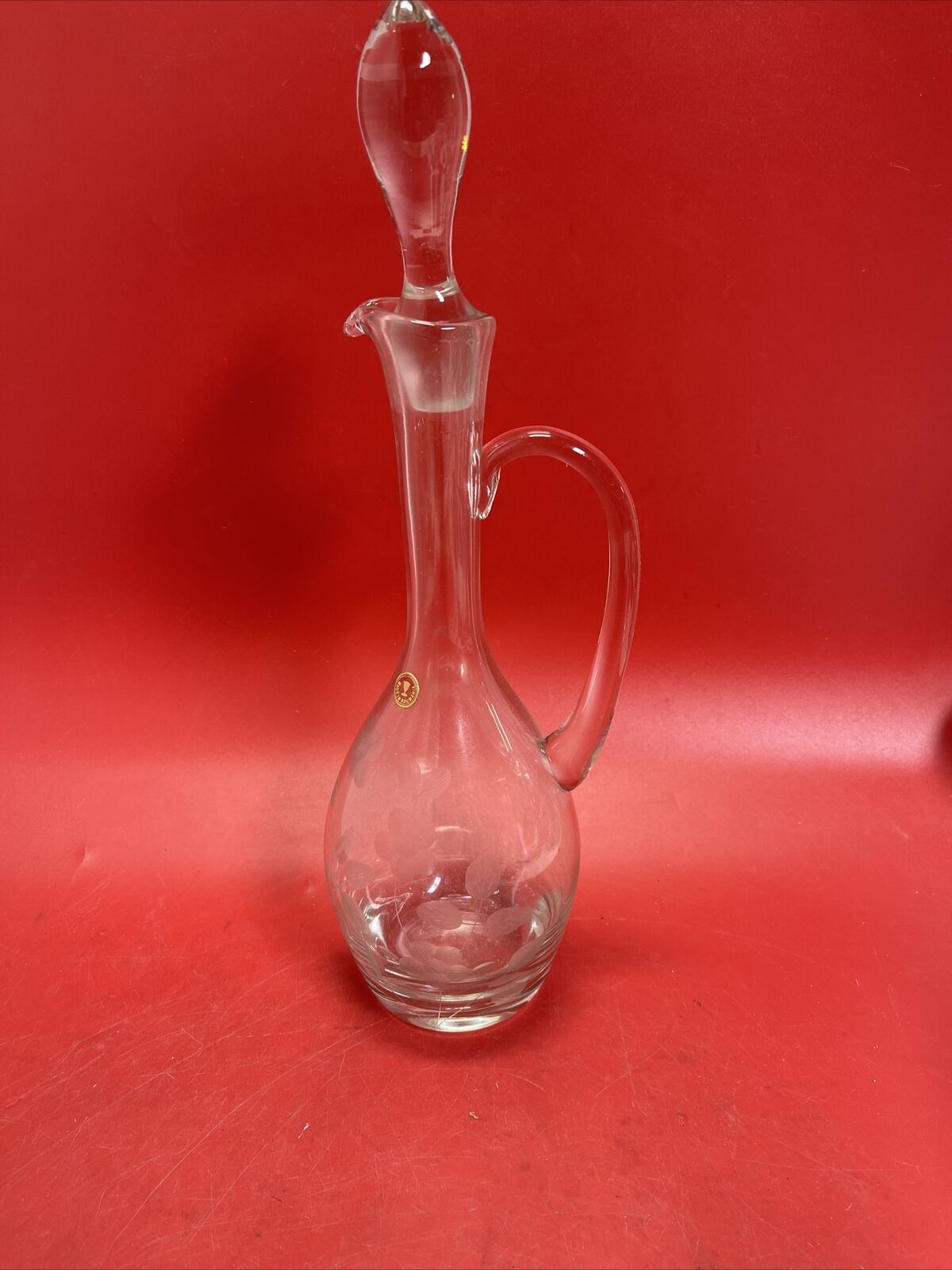 VINTAGE WINE ETCHED DECANTER W/ STOPPER + 6 GLASSES