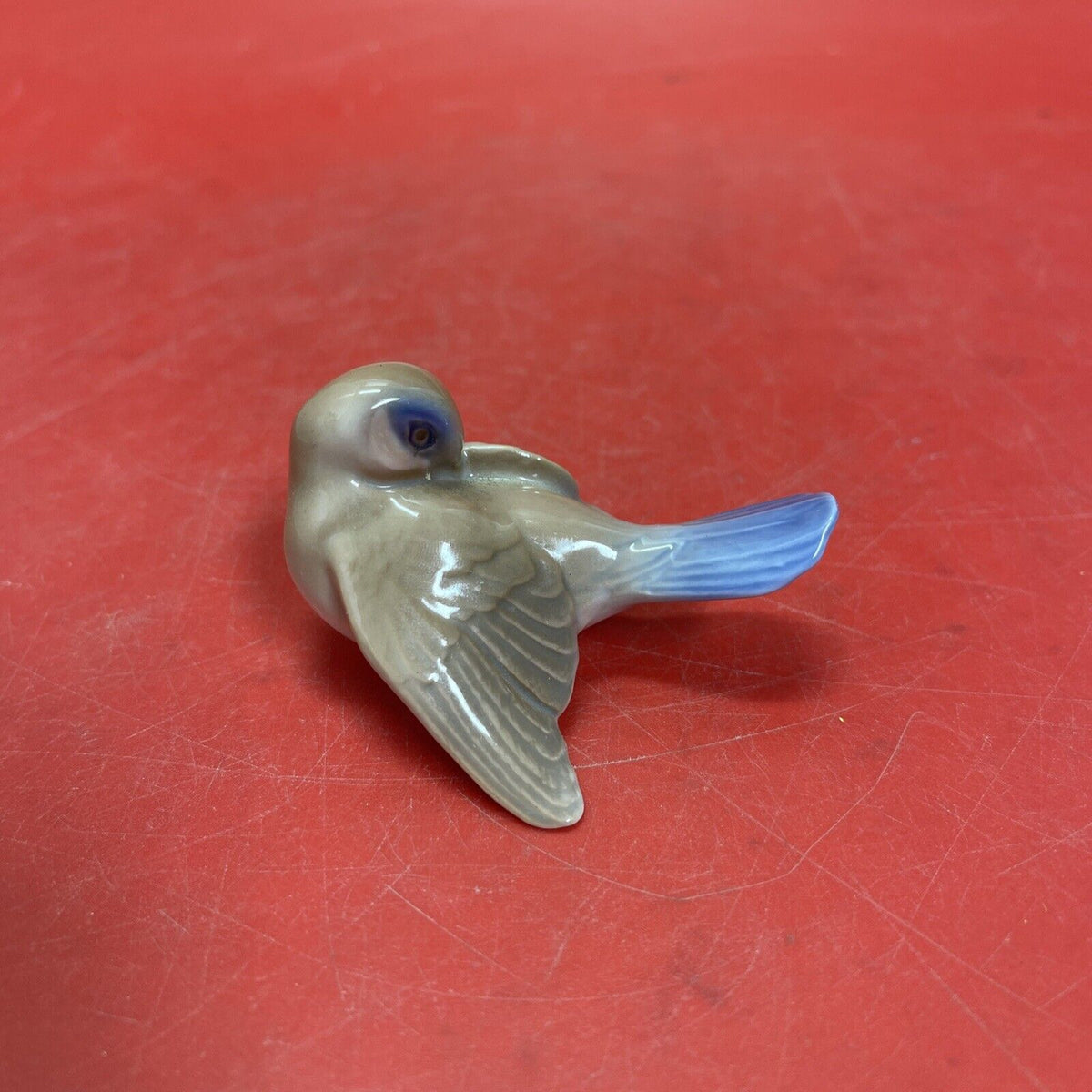 Bing And Grondahl Bird Figurine #2459. HE