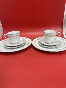 2 x 4pc. place settings International Silver Co. Fine China Springtime 326 New