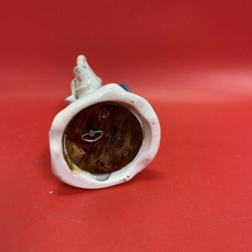 Vintage Seymour Mann Angel Music Box Silent Night & Praying Children