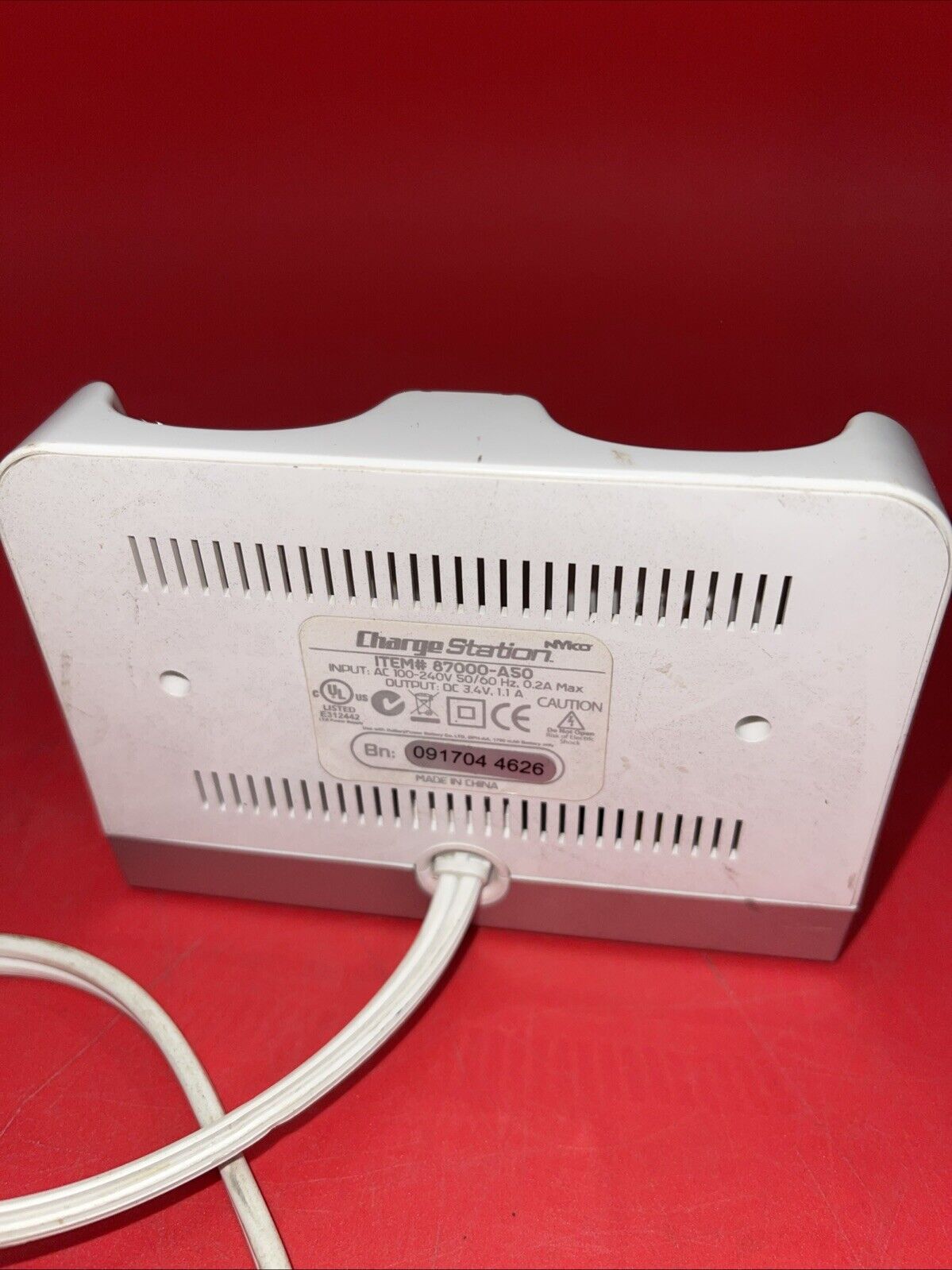 Nintendo Wii Remote Charging Station By Nyko - 3Controller + 1 Nunchucks Bundle