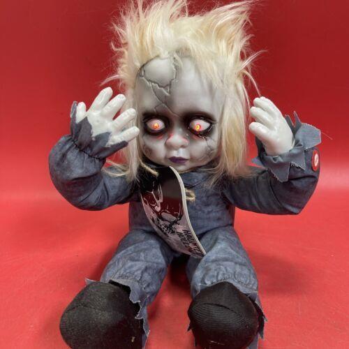  halloween scary peekaboo light up eyes doll with moving arms spooky phrases ! 