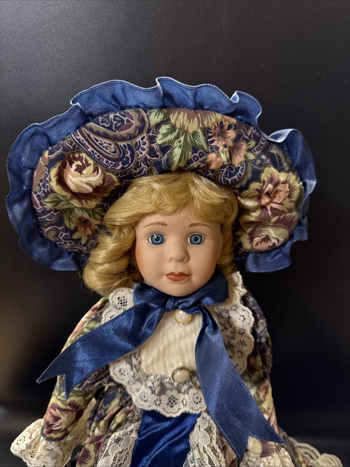 Vintage Beautiful Porcelain&Cloth Dolls 15”,16”/ Lot Of 2