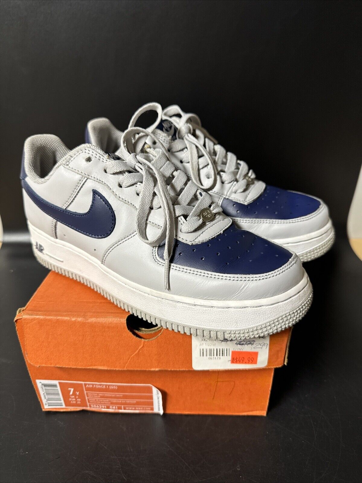 Air Force 1 Womens Shoes 306291 041, Size 7Y