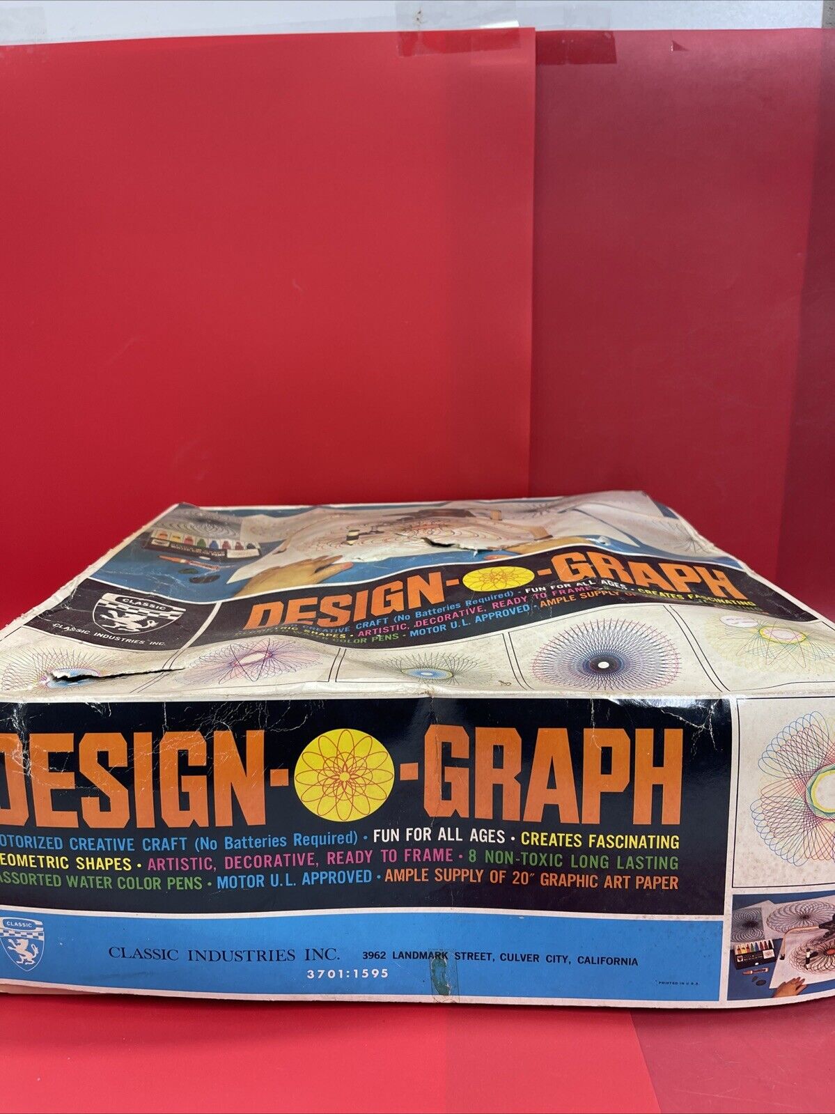 Vintage Design Graph Art Machine