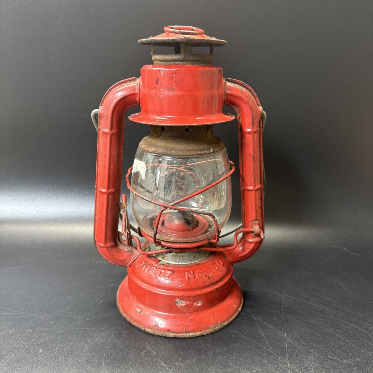 VINTAGE RED BODY DIETZ No.50 LANTERN WITH HANDLE/ Made In Hong Kong