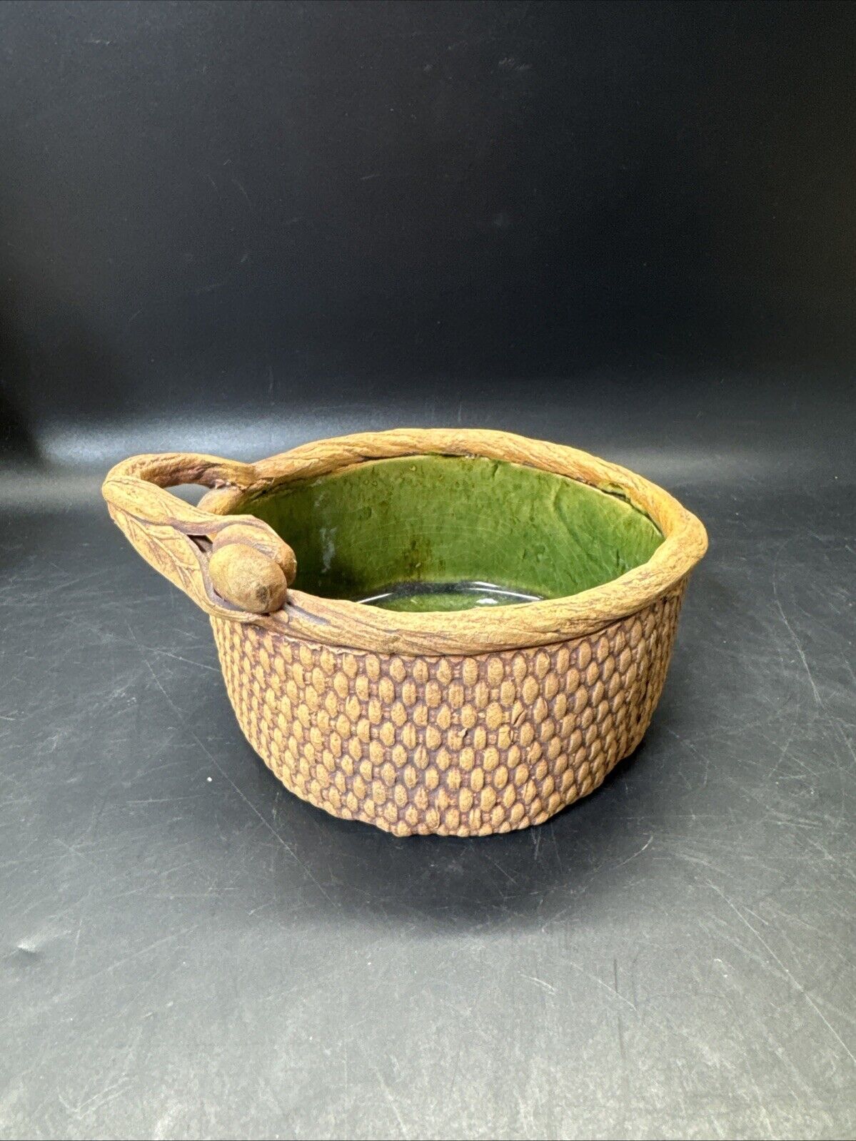 Vintage Ceramics Pottery Leaf  Bowl 5 1/4”