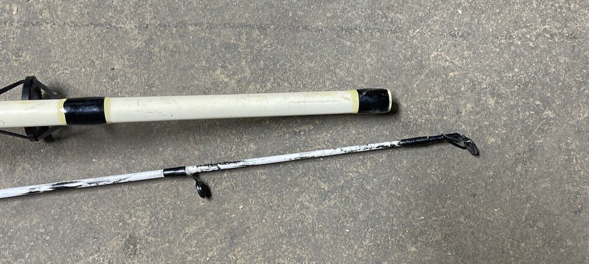 Shakespeare Tiger TIGBLKSP 70 2M 7’0” 2-piece Spinning Fishing Rod & Reel