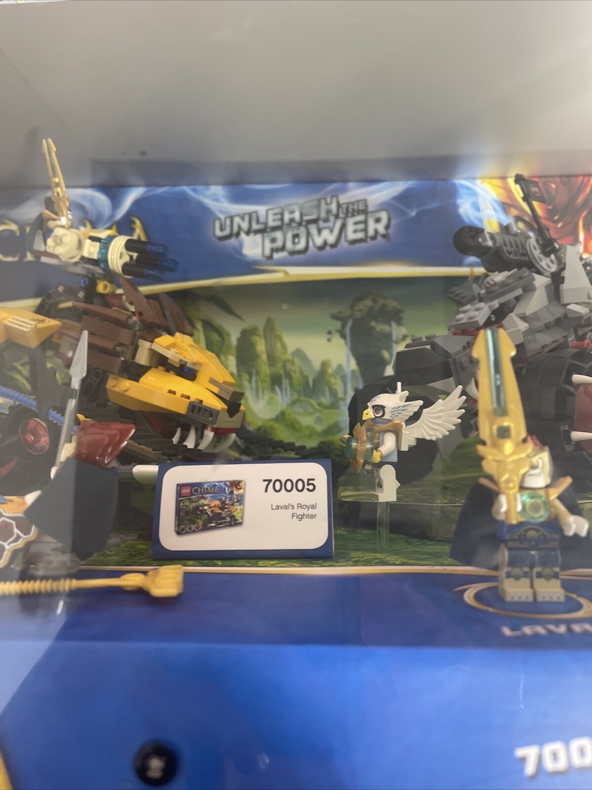 Lego CHIMA 2012 Store Display w/ Mini Figures