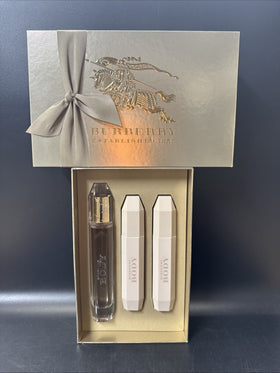 Burberry Sturdy Thick Gift Box (Perfume 85ml, Shower Cream, Body Milk)/ Used!!!