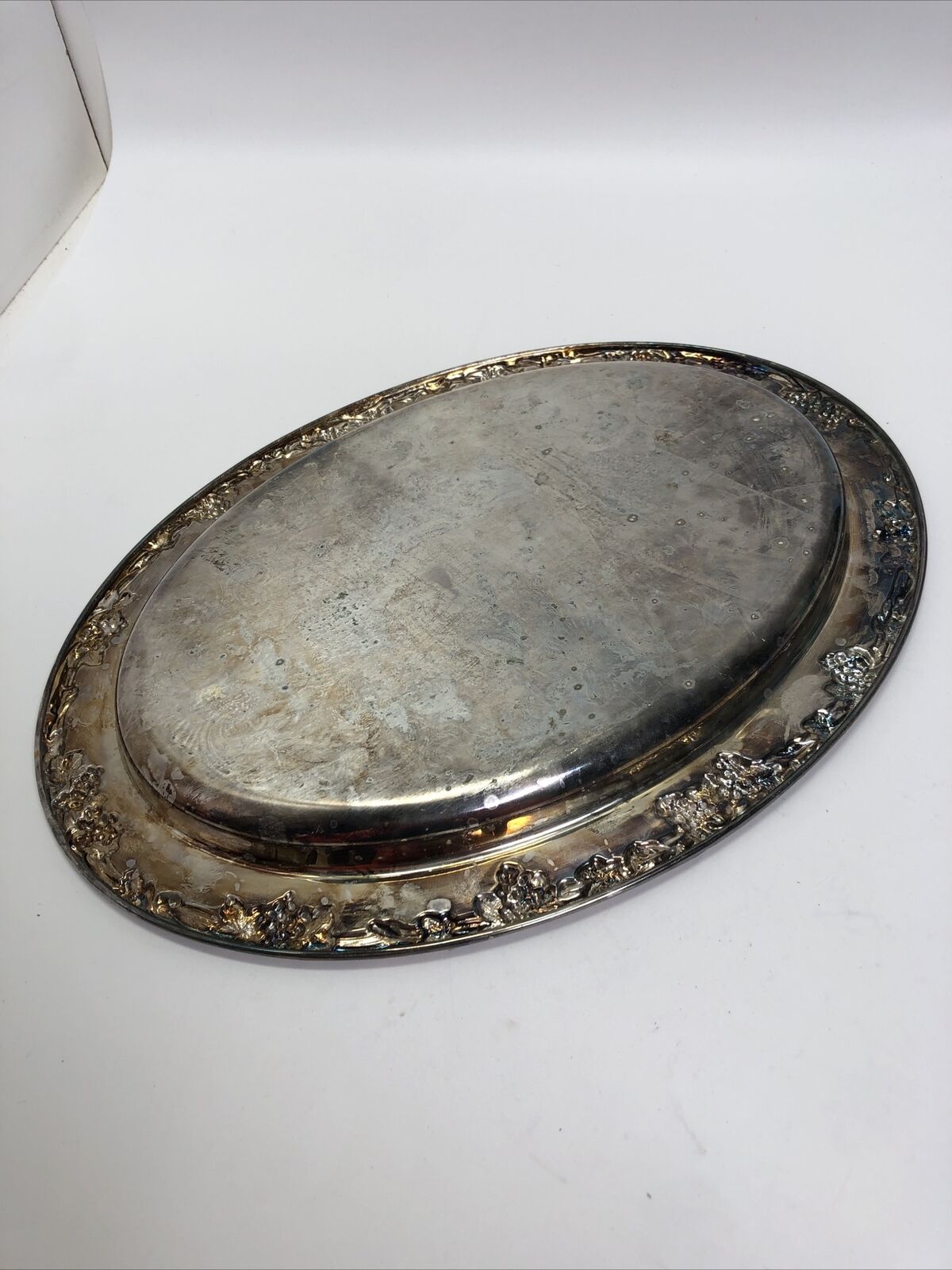 VTG Newport Gorham Silver Plated  oval 16"x11.5" Serving grape decor Tray 