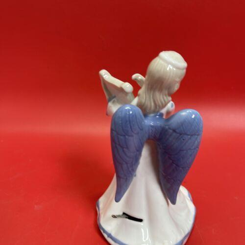 Vintage Seymour Mann Angel Music Box Silent Night & Praying Children