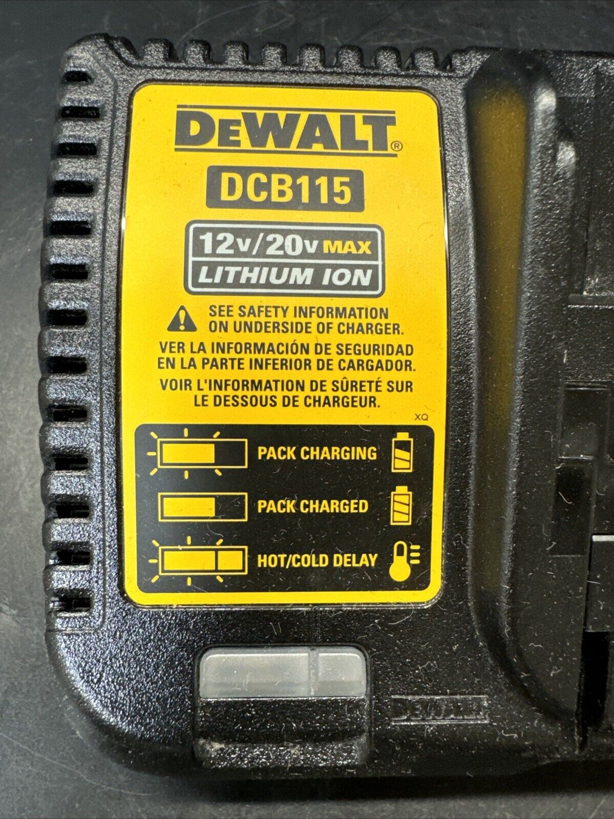 Dewalt DCB115 Genuine 12-20V MAX Battery Charger