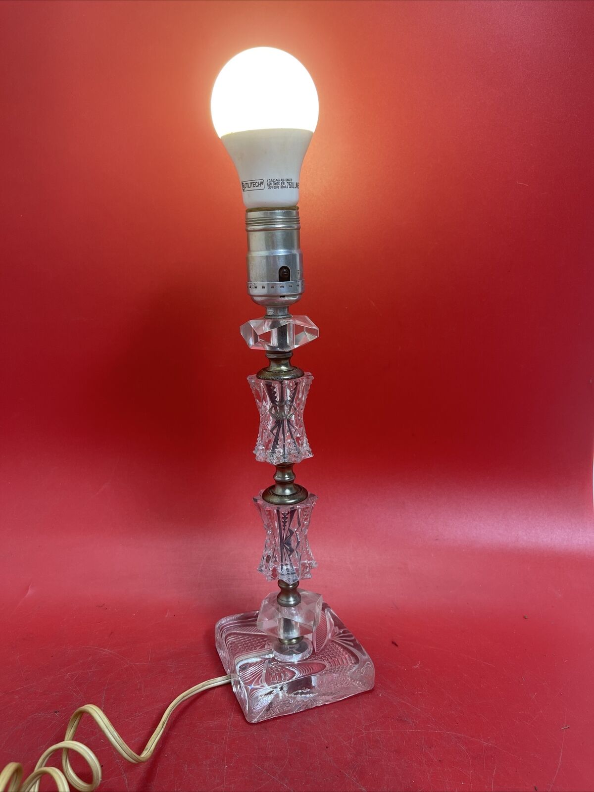 Antique Electric Cut Glass Mantle or Dresser Lamp Art Deco Style - Works!