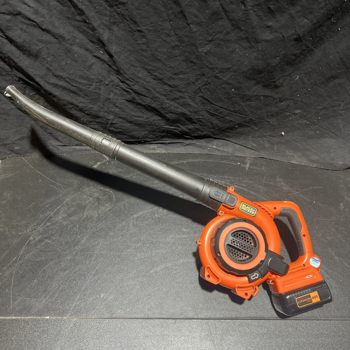 BLACK+DECKER 40V MAX Cordless 2 in 1 Leaf Blower Vacuum LSWV36 + Battery 40V